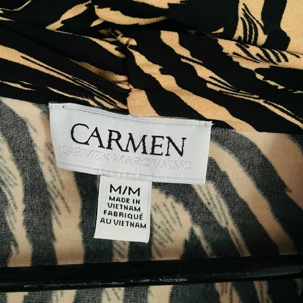 Women’s Carmen Marco Valvo Top Size M - Picture 4 of 4